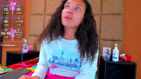 Estrella online show from 01-17-25, 02:28