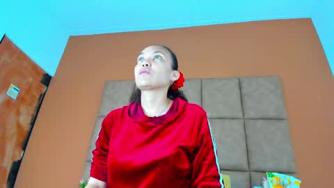 Estrella online show from 02-04-25, 11:49