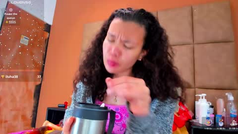 Estrella online show from 02-15-25, 02:44