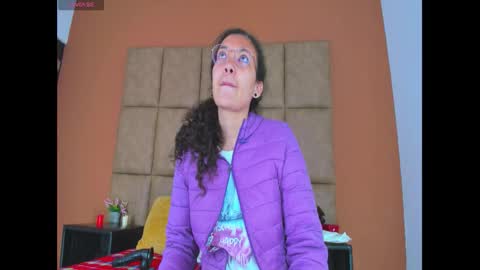 Estrella online show from 03-10-25, 12:04