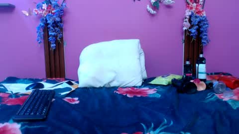 Snapshot of starfishanal21 chatting on 06-11-26, 08:07 alejandra online show from 06-11-26, 08:07