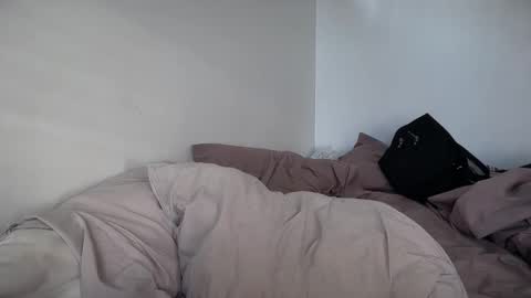 Snapshot of stargirlrising chatting on 02-08-26, 08:01 STAR online show from 02-08-26, 08:01