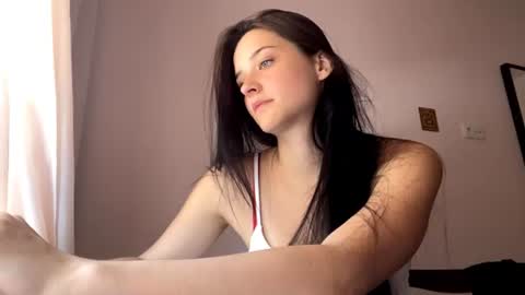 Snapshot of starlabieler chatting on 07-05-26, 11:28 Lola online show from 07-05-26, 11:28