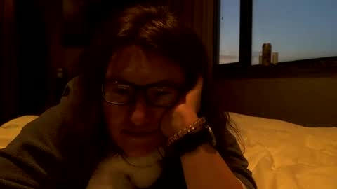 Snapshot of starlagurl chatting on 01-15-25, 09:35 starlagurl online show from 01-15-25, 09:35