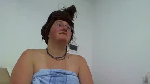Snapshot of starlagurl chatting on 01-20-25, 11:24 starlagurl online show from 01-20-25, 11:24