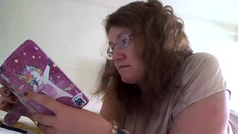 Snapshot of starlagurl chatting on 02-18-25, 07:43 starlagurl online show from 02-18-25, 07:43