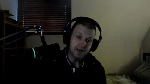 Snapshot of starlight1987 chatting on 12-10-24, 08:08 Adam online show from 12-10-24, 08:08