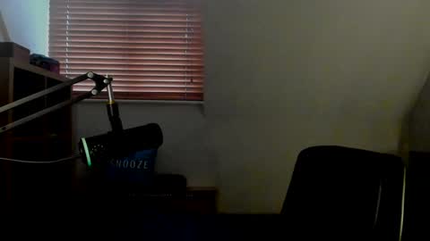 Snapshot of starlight1987 chatting on 01-22-25, 10:07 Adam online show from 01-22-25, 10:07