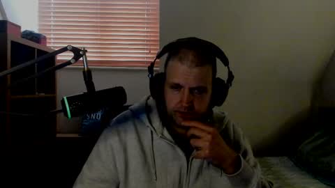 Snapshot of starlight1987 chatting on 02-15-25, 09:16 Adam online show from 02-15-25, 09:16