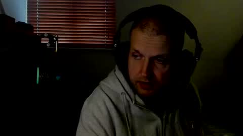 Snapshot of starlight1987 chatting on 02-15-25, 03:28 Adam online show from 02-15-25, 03:28