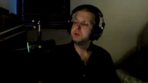 Snapshot of starlight1987 chatting on 02-22-25, 07:01 Adam online show from 02-22-25, 07:01