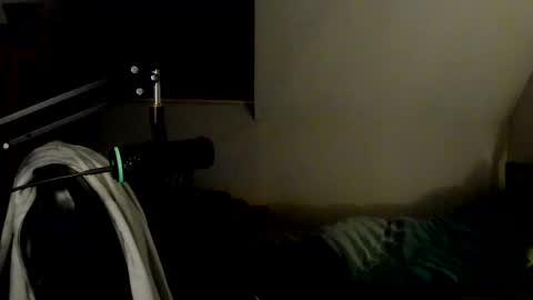 Snapshot of starlight1987 chatting on 03-06-25, 06:08 Adam online show from 03-06-25, 06:08