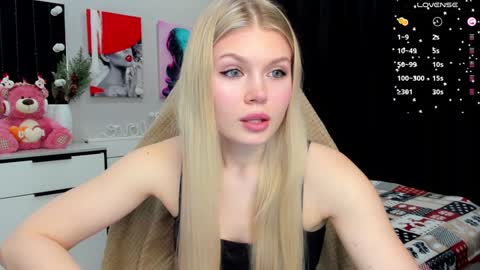 Caroline online show from 01-13-25, 03:26