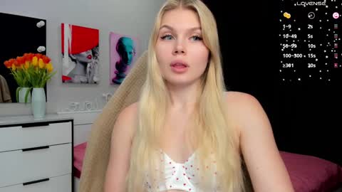 Caroline online show from 03-09-25, 04:00