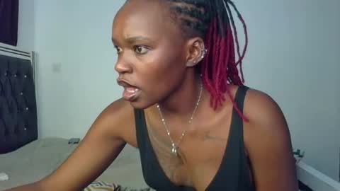 starlight_c online show from 11-27-25, 09:44