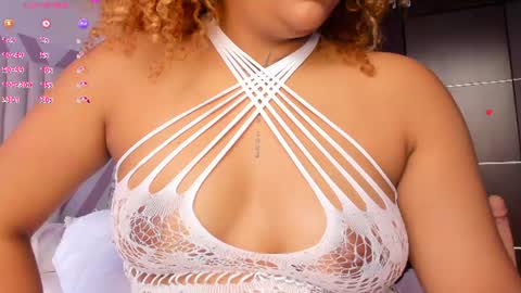 Snapshot of starlightsss_ chatting on 06-26-26, 04:55 . online show from 06-26-26, 04:55