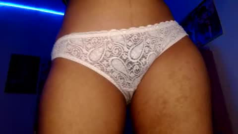      online show from 12-20-25, 06:04