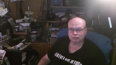 Snapshot of starterxyman chatting on 12-16-24, 11:55 starterxyman online show from 12-16-24, 11:55