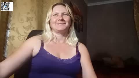 Snapshot of starvibe1010 chatting on 07-10-26, 07:05 Helen online show from 07-10-26, 07:05