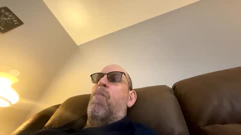 Snapshot of steel259373 chatting on 04-26-26, 01:42 steel259373 online show from 04-26-26, 01:42
