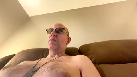 Snapshot of steel259373 chatting on 06-11-26, 05:05 steel259373 online show from 06-11-26, 05:05