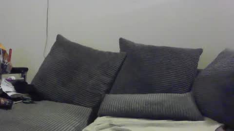 Snapshot of steelringshaft chatting on 12-18-24, 04:06 Mikee online show from 12-18-24, 04:06