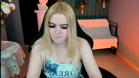 Snapshot of stef_nicks chatting on 05-22-26, 09:04 stef_nicks online show from 05-22-26, 09:04
