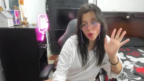 julieth-cancer online show from 12-04-25, 02:54