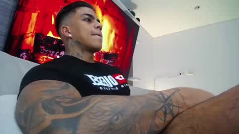 Snapshot of stefan_macallan chatting on 02-13-26, 03:02 Macallan online show from 02-13-26, 03:02