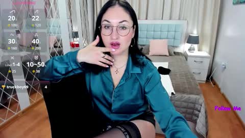 StefanaWinter online show from 03-31-26, 05:41