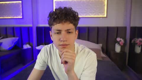 Esrefan online show from 03-28-26, 08:08