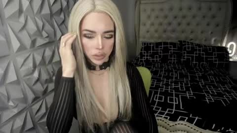 Snapshot of stefanylangkat chatting on 07-13-26, 04:10 Jane online show from 07-13-26, 04:10