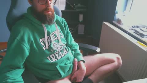 MeStef online show from 02-15-25, 03:39