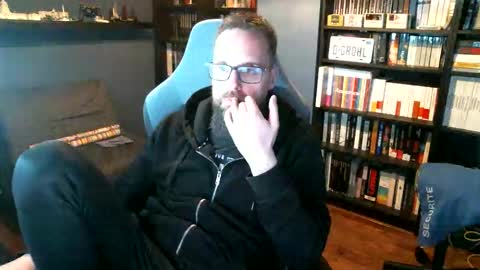 MeStef online show from 04-17-26, 07:28