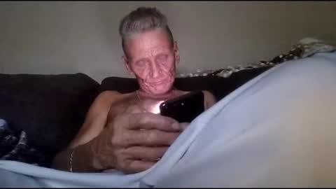 stefy1037 online show from 04-15-26, 07:48