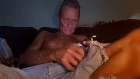 Snapshot of stefy1037 chatting on 06-24-26, 06:56 stefy1037 online show from 06-24-26, 06:56