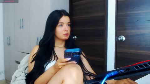 Snapshot of stefy810675 chatting on 03-02-26, 04:03 Stefany online show from 03-02-26, 04:03