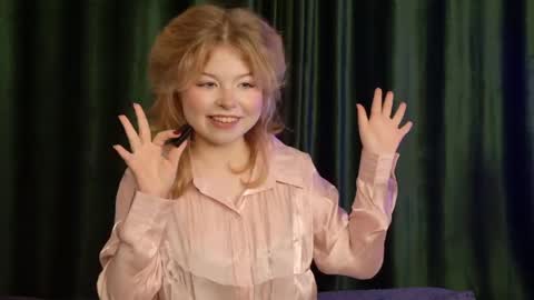 Stella online show from 04-02-26, 07:22