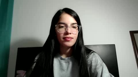 Snapshot of stella_art chatting on 01-17-25, 03:12 Stella online show from 01-17-25, 03:12