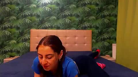 Snapshot of stella_john chatting on 02-12-25, 05:37 Stella John online show from 02-12-25, 05:37