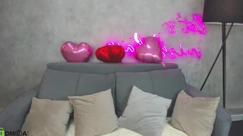 Snapshot of stella_soul chatting on 02-18-26, 09:27 Stella online show from 02-18-26, 09:27