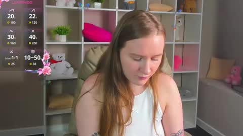 Stella online show from 03-25-26, 01:11