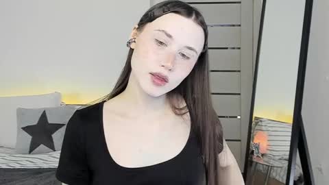 Snapshot of stella_sunny chatting on 04-24-26, 09:06 stella_sunny online show from 04-24-26, 09:06