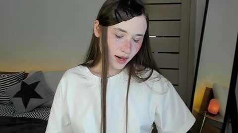 Snapshot of stella_sunny chatting on 05-15-26, 01:34 stella_sunny online show from 05-15-26, 01:34