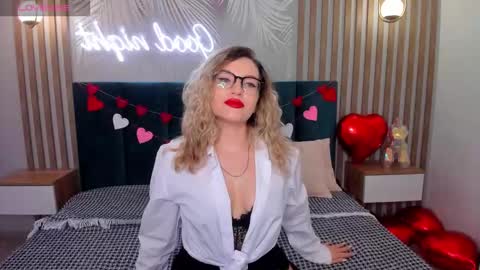 Snapshot of stellaalluring chatting on 02-17-26, 01:57 Stella online show from 02-17-26, 01:57