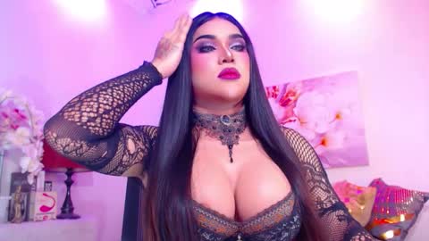 CALL ME STELLA online show from 01-13-26, 07:46