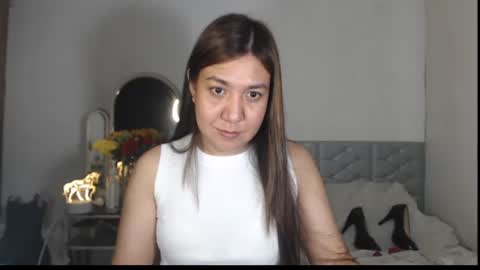 Stella online show from 11-10-25, 07:02