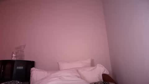 stellapearl online show from 10-12-25, 07:46