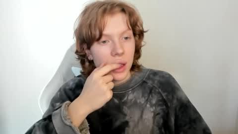 S T E L L A online show from 02-17-26, 09:17