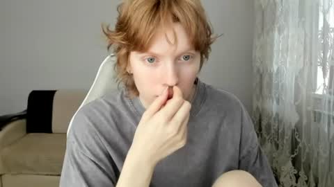 Snapshot of stellaswen chatting on 06-10-26, 09:30 S T E L L A online show from 06-10-26, 09:30